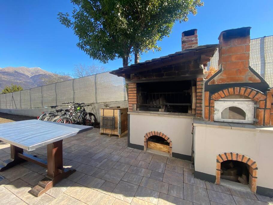 Il Giardino Dei Ciliegi Appartement Colico Buitenkant foto